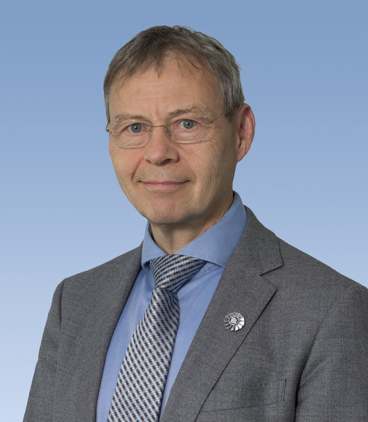 OPEN MIND unterstützt Forschungsprojekt: Enorme Energieeinsparung durch Kühlmitteldrucksteuerung
